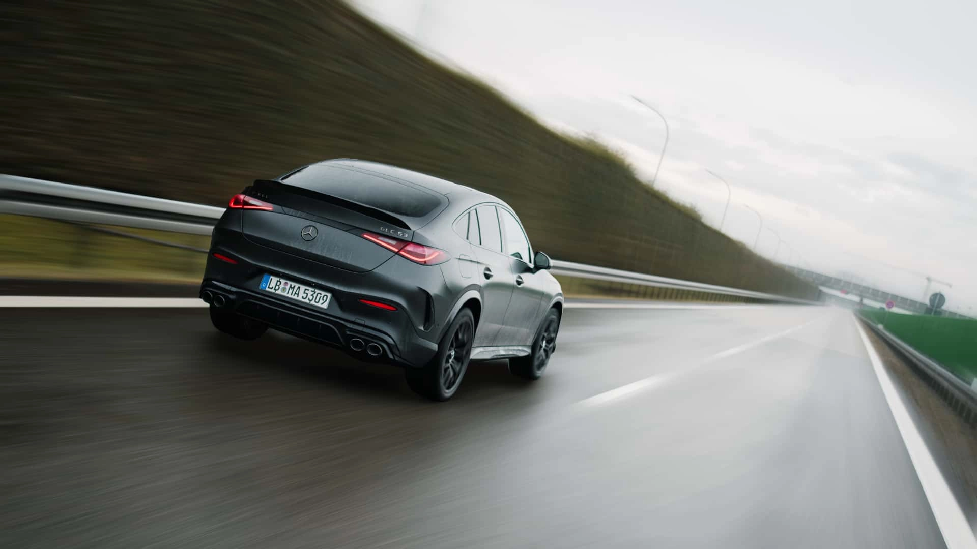 2027 mercedes amg glc 53 (12)